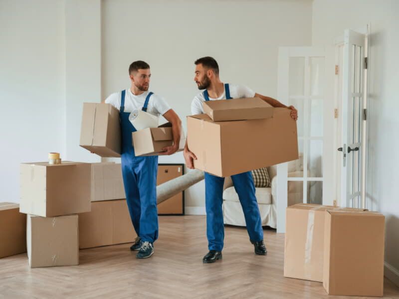 Beylikdüzü'nde Zahmetsiz Ev Taşıma: Profesyonel Nakliyat